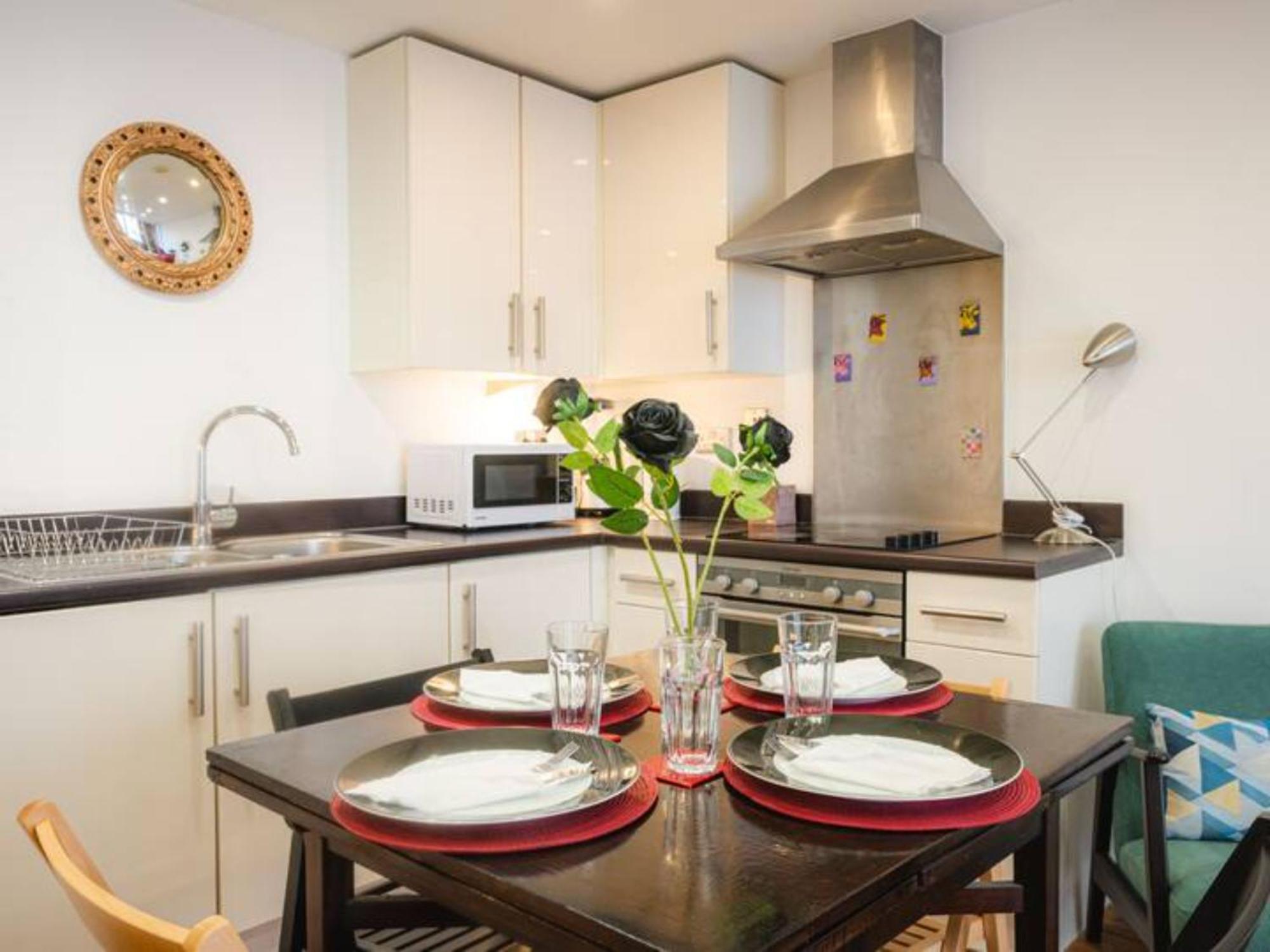 Pass The Keys Modern 2-bed With Private Balcony, Near Dalston Junction Station - Ideal Urban Retreat! Appartamento Londra