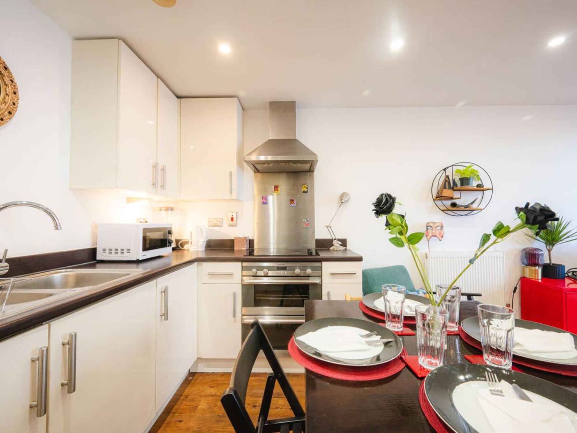Pass The Keys Modern 2-bed With Private Balcony, Near Dalston Junction Station - Ideal Urban Retreat! Appartamento *