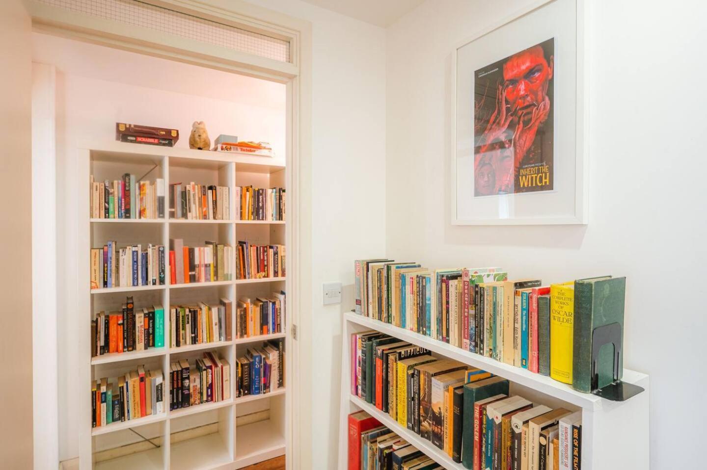 Pass The Keys Modern 2-bed With Private Balcony, Near Dalston Junction Station - Ideal Urban Retreat! Appartamento Londra